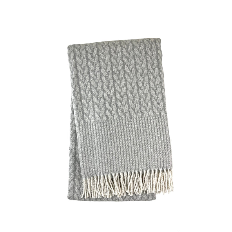 Cable Throw With Border And Fringes light grey