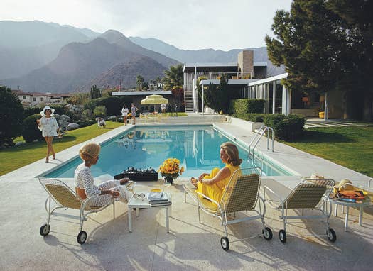 Poolside Gossip - Slim Aarons Collab - 1000pc Puzzle