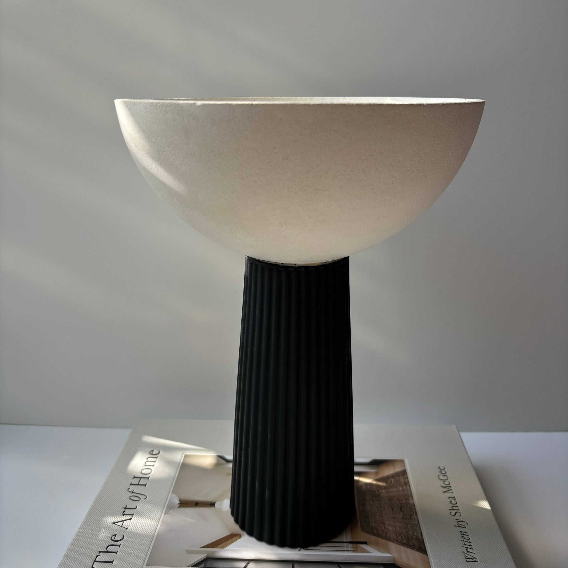 Leo Concrete Pedestal Bowl Black & White Decorative Bowls