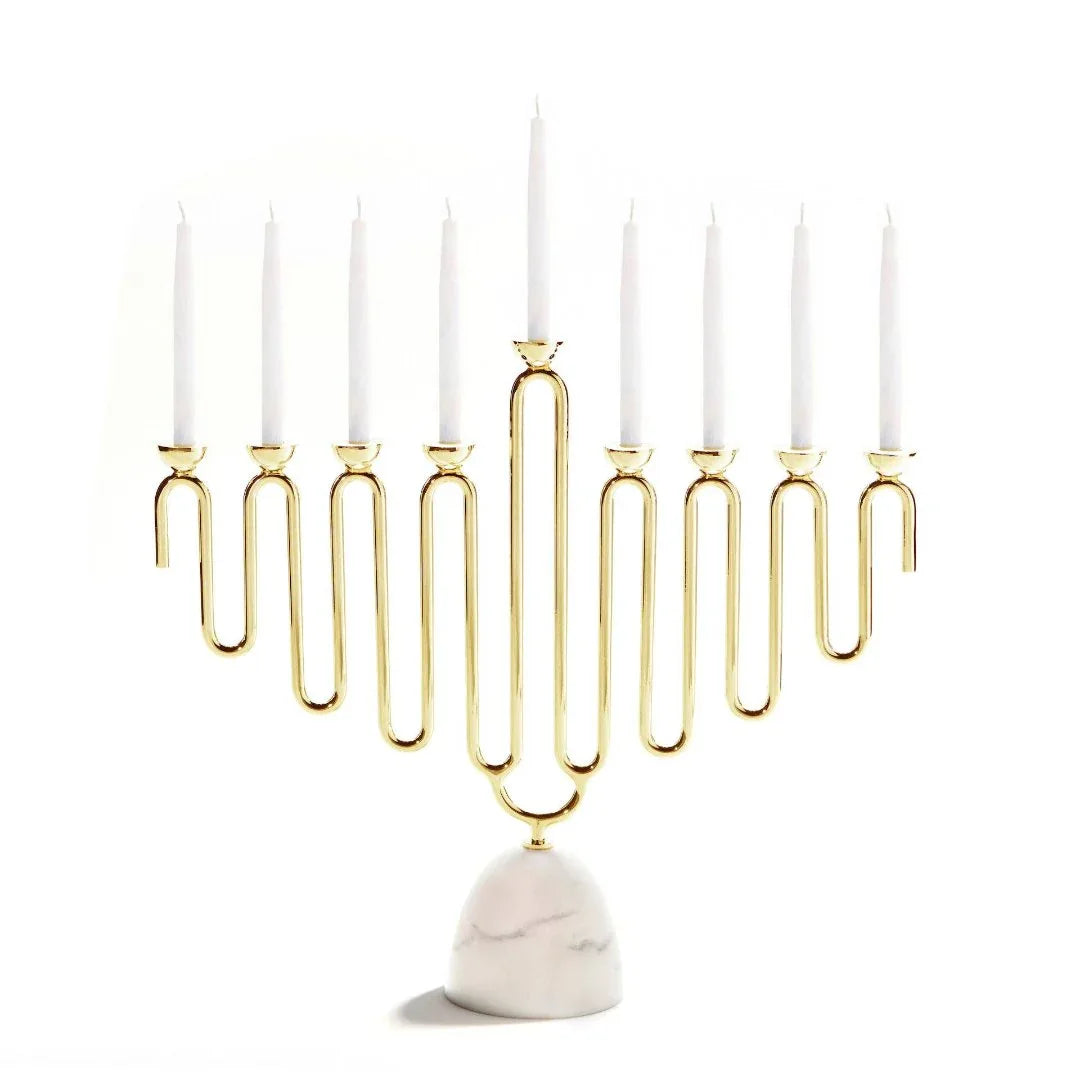 Coluna Carrara Marble & Gold Menorah Menorah