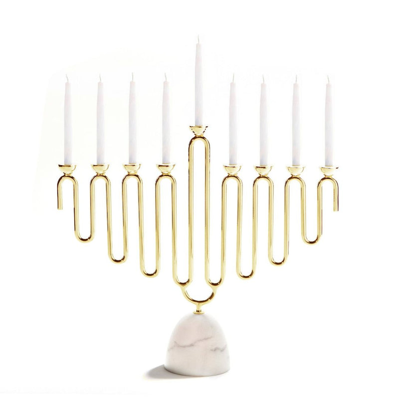 Coluna Carrara Marble & Gold Menorah. 