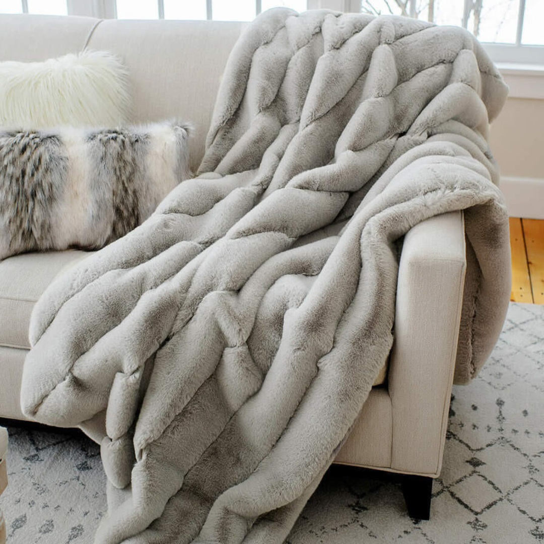 Dove Faux Fur Posh Throw 60x72