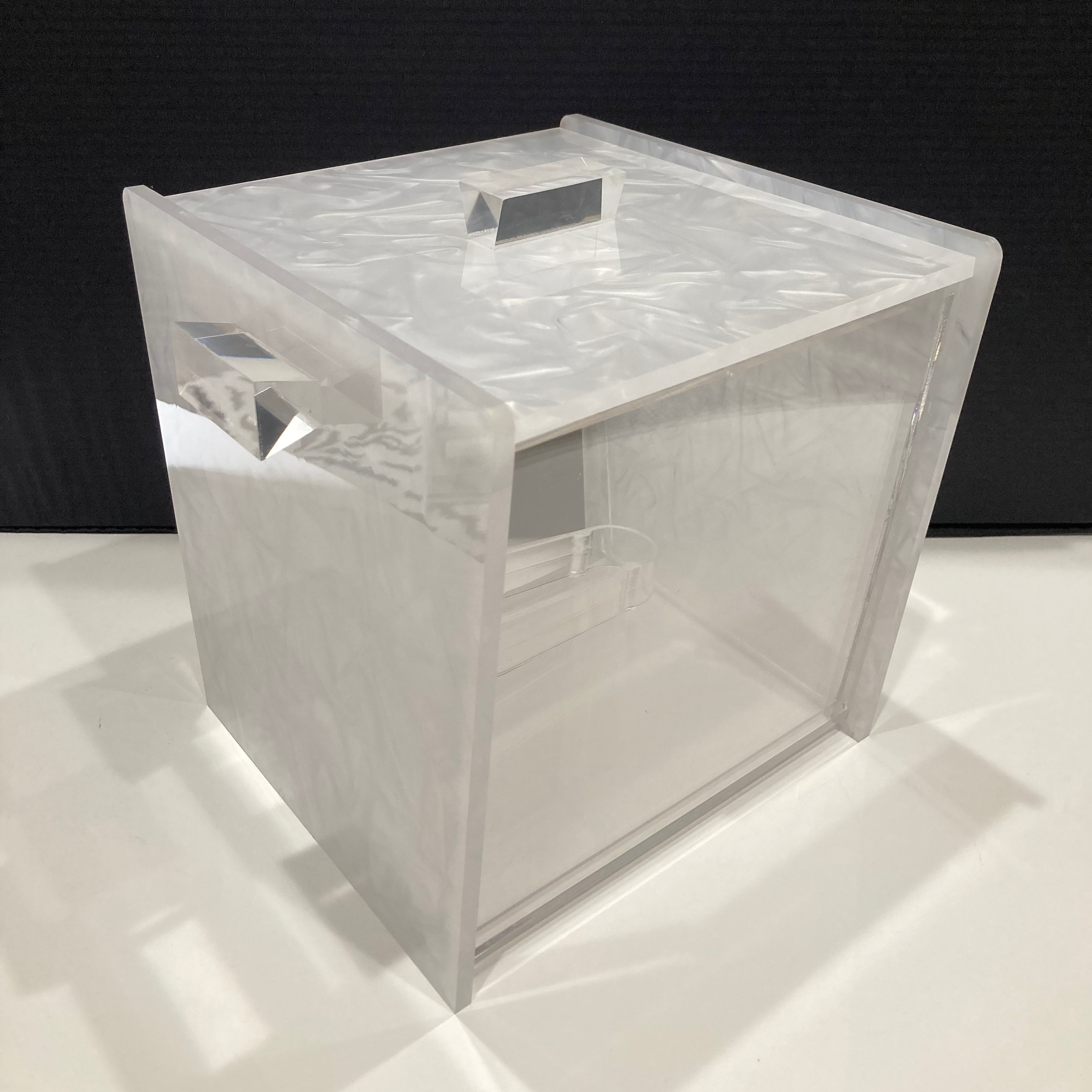 Luxe Acrylic Ice Bucket