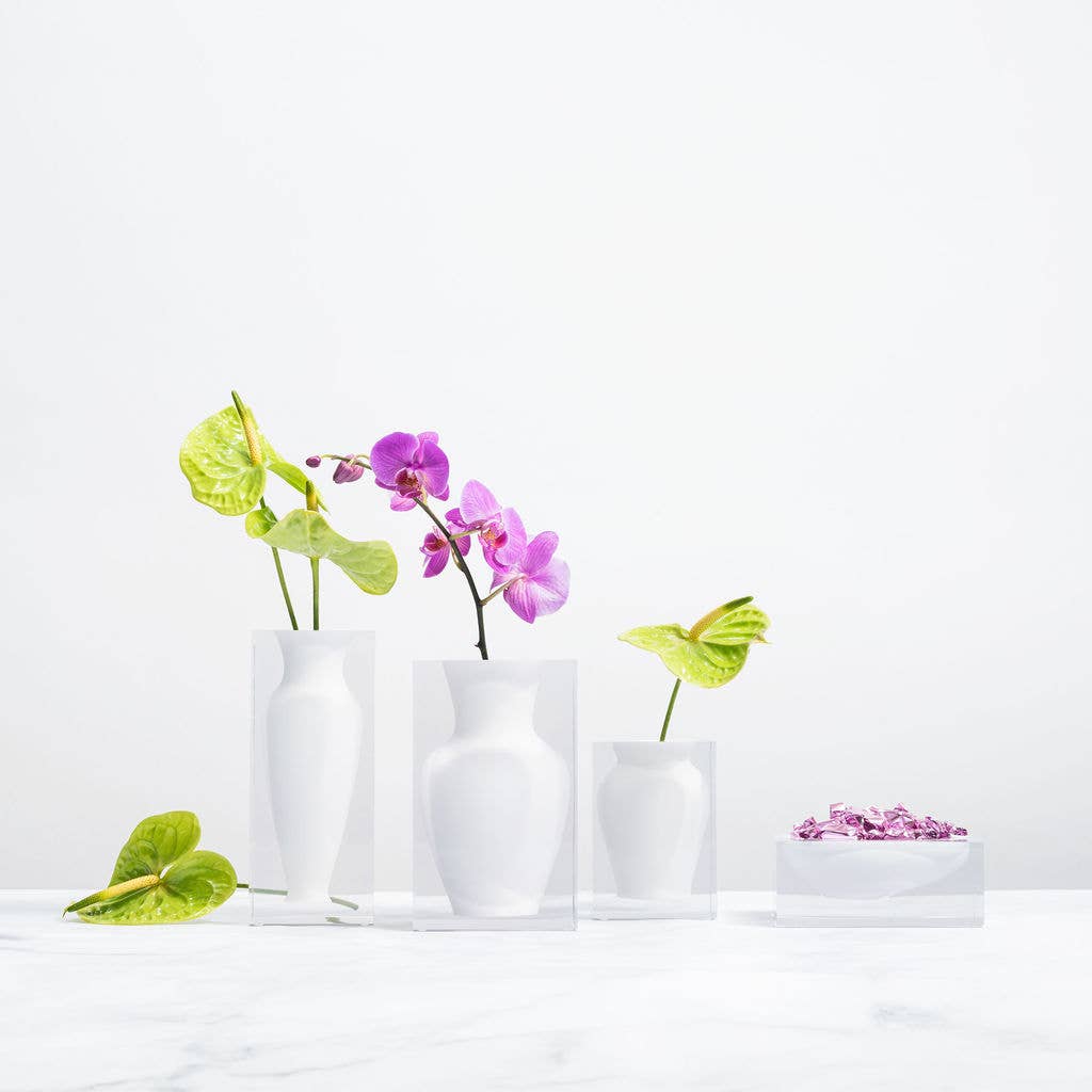 Mosco Bud Vase Hamptons White