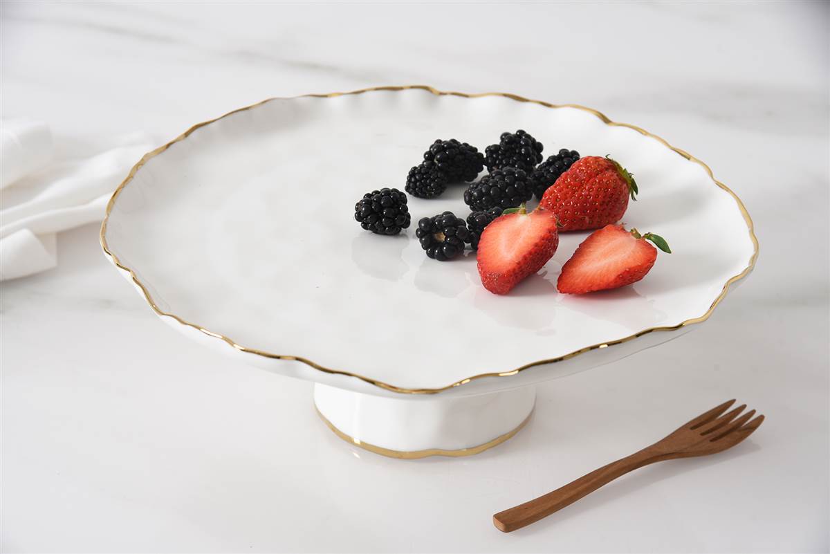 Kaitlyn Cake Stand