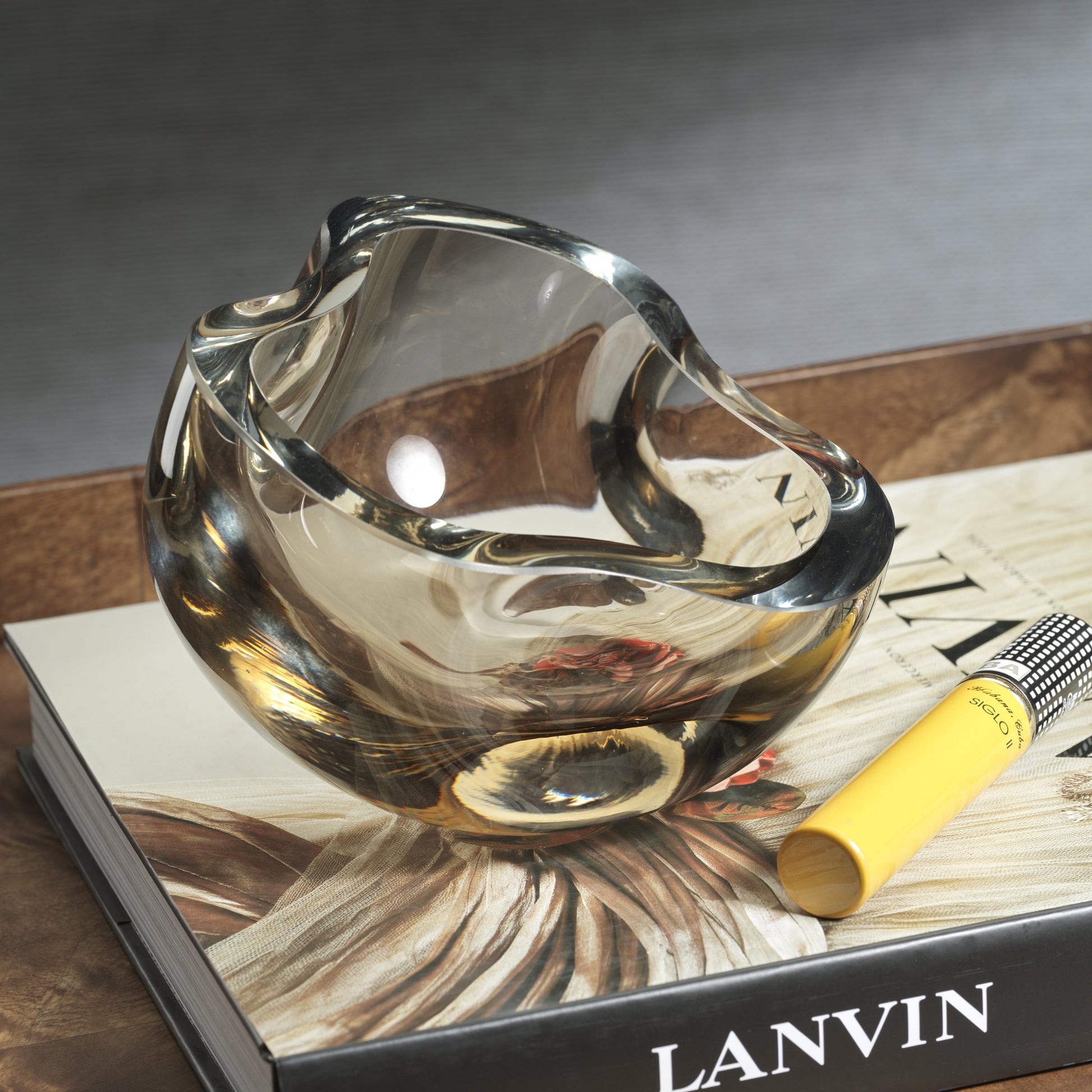 Viento Glass Bowl Decorative Bowls