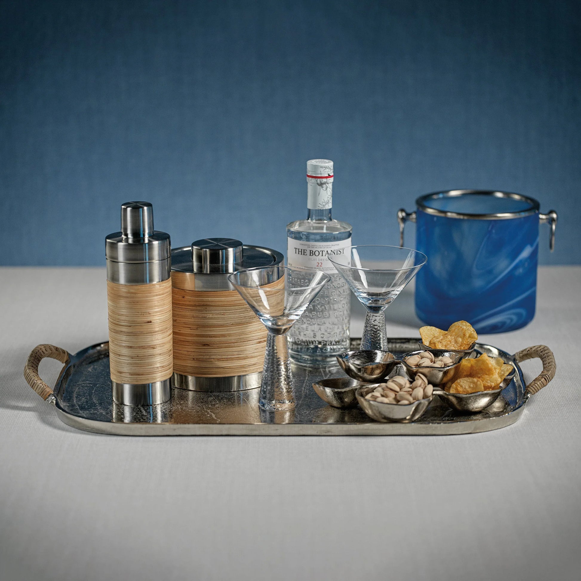 Small Cluster Of Bowls Serveware