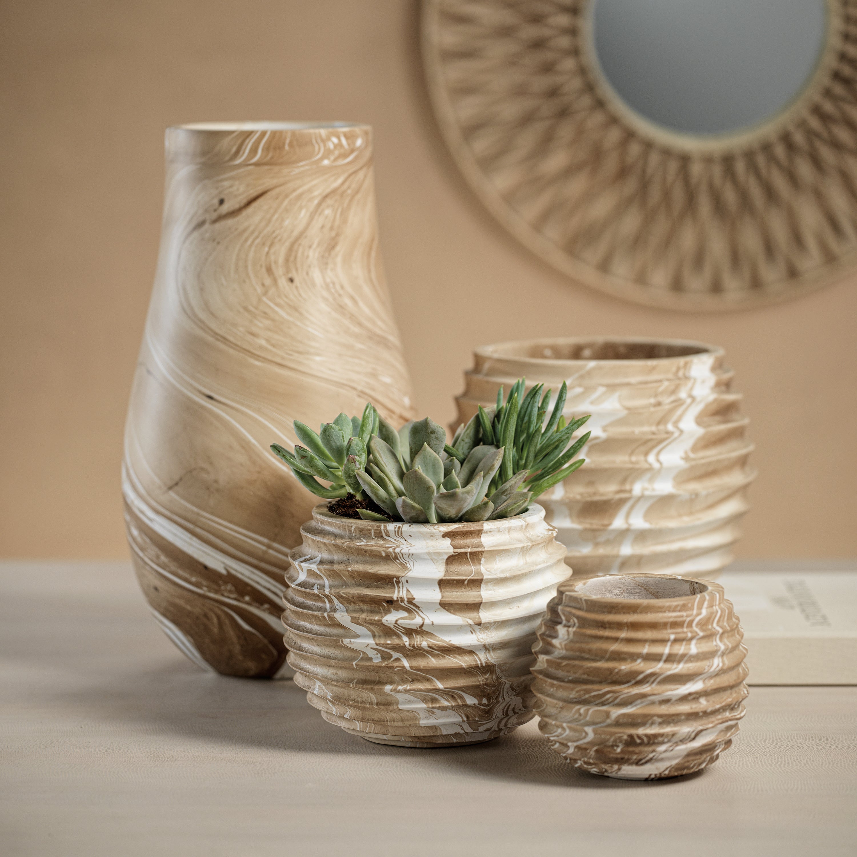 Latte Mango Wood Cocoon Pot