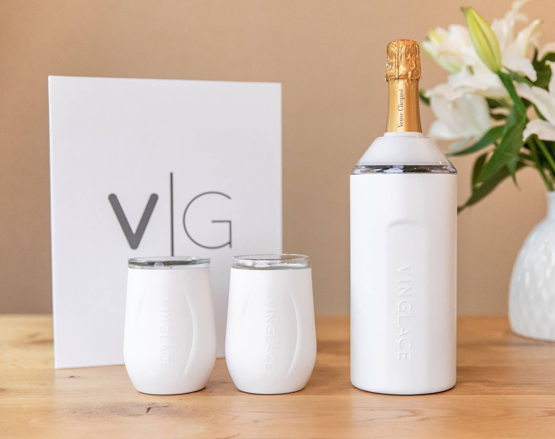 Wine Gift Set White Barware/Gifts