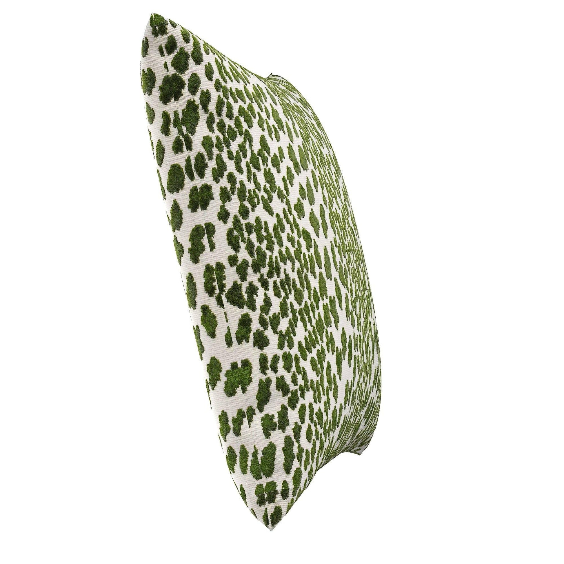 Glenbriar Throw Pillow Throw Pillows