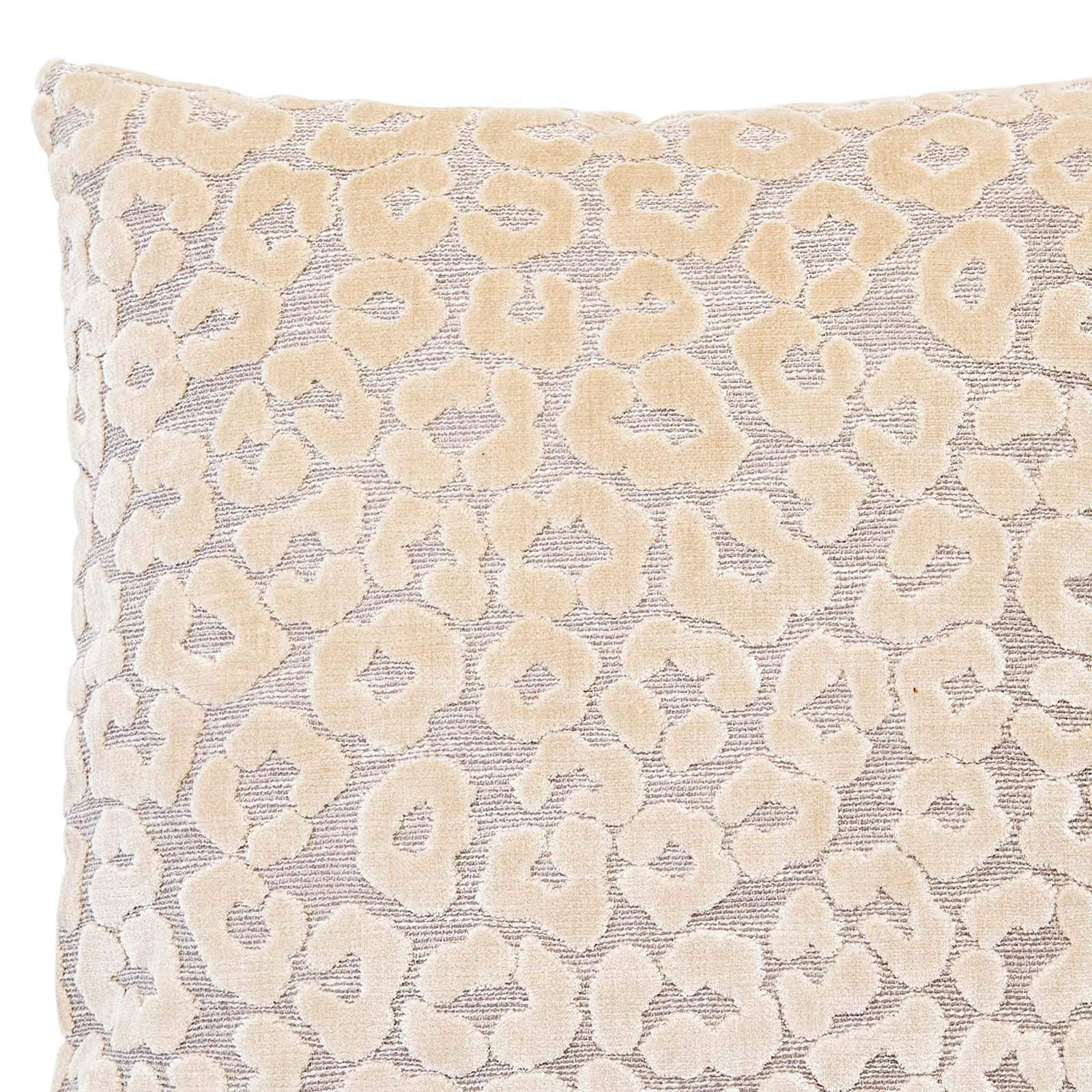 Elvira Lumbar Pillow Throw Pillows