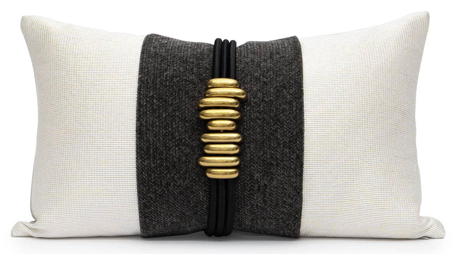 BOUCLÉE D’ORR Pillows