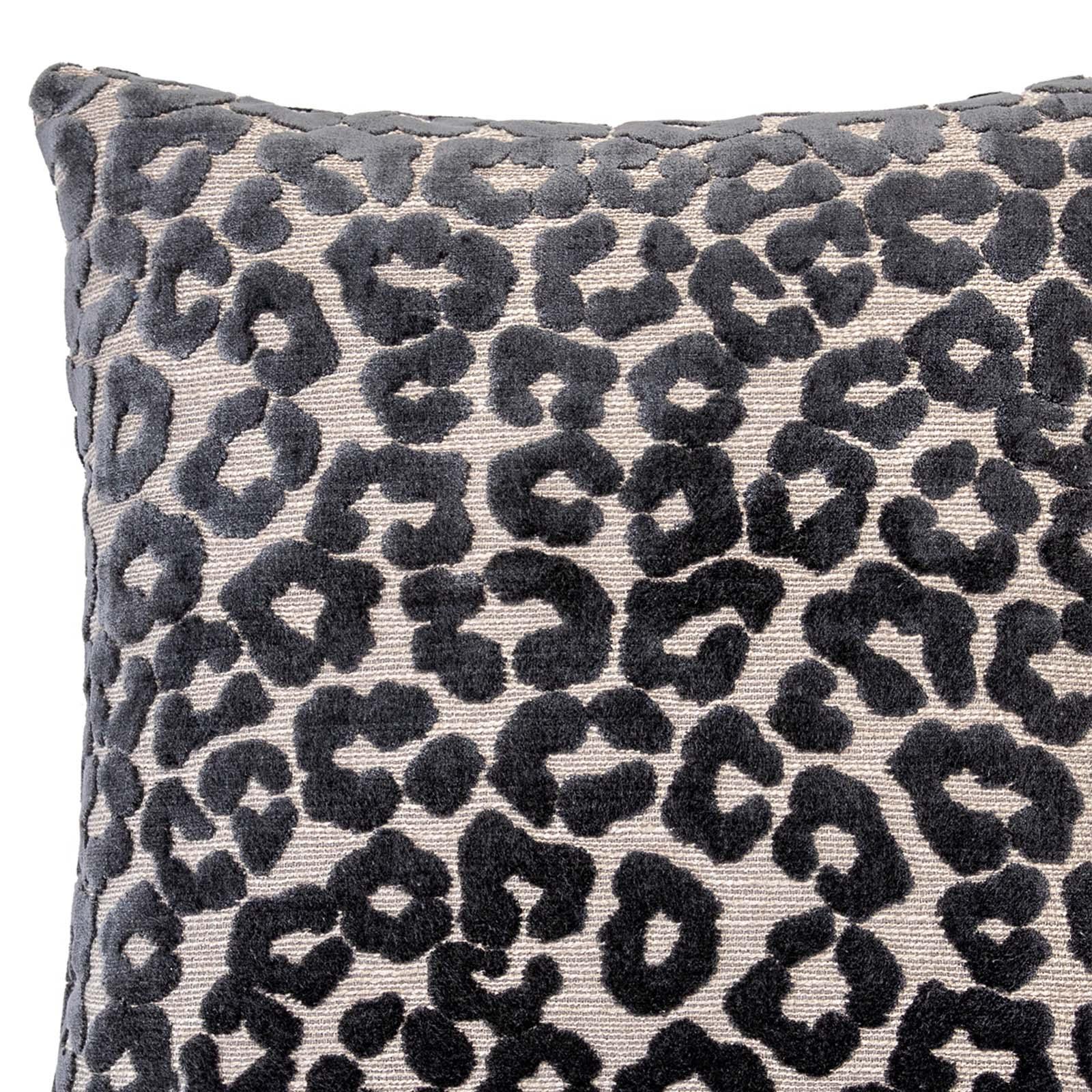 Elvira Lumbar Pillow Throw Pillows