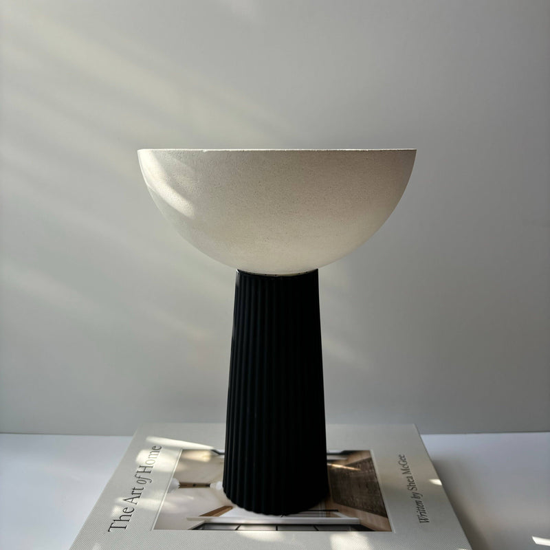 Leo Concrete Pedestal Bowl