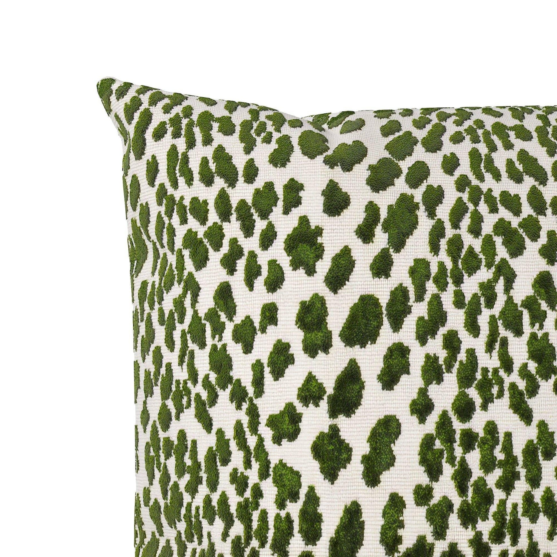 Glenbriar Throw Pillow Throw Pillows