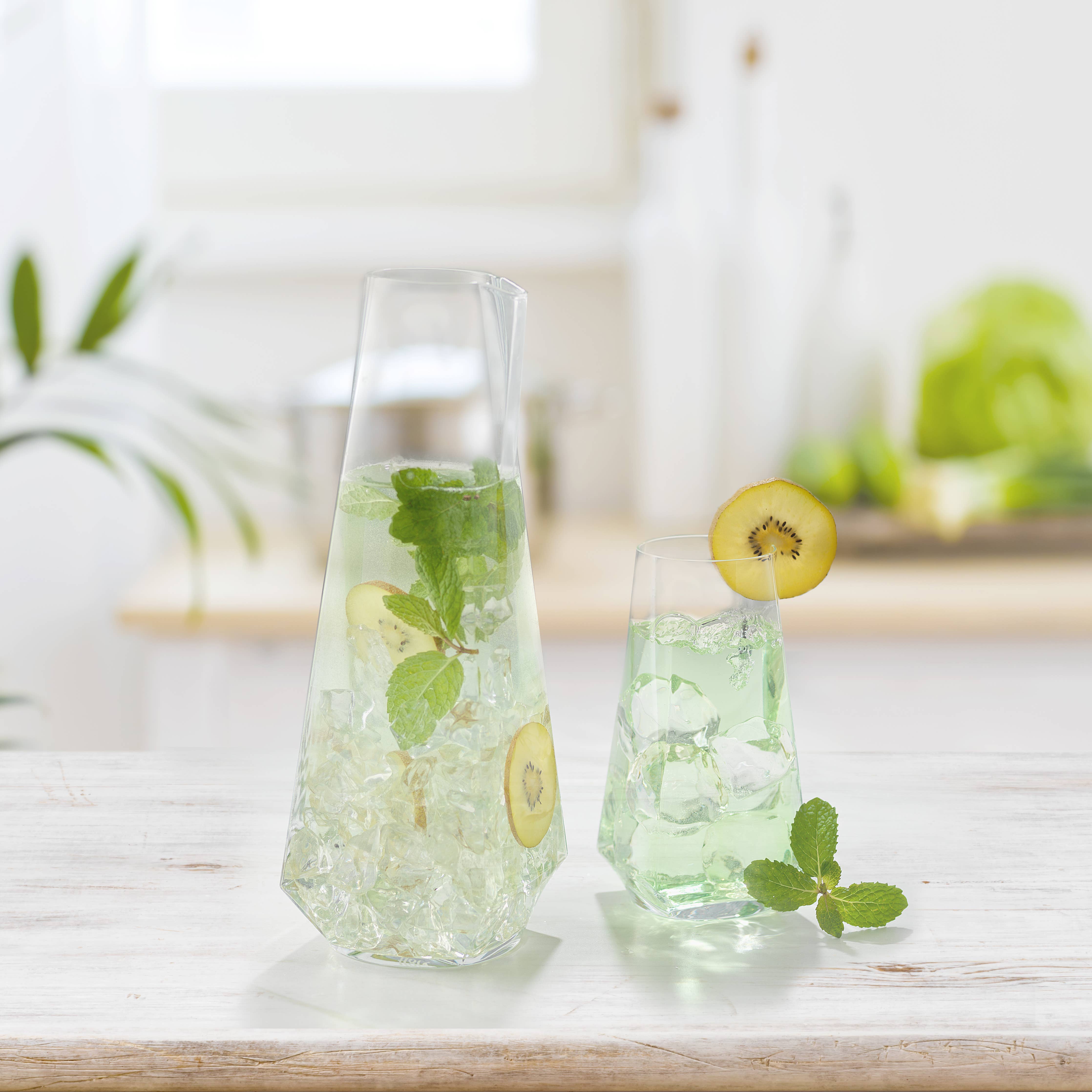 Infiniti Glass Pitcher 43 Oz Drinkware