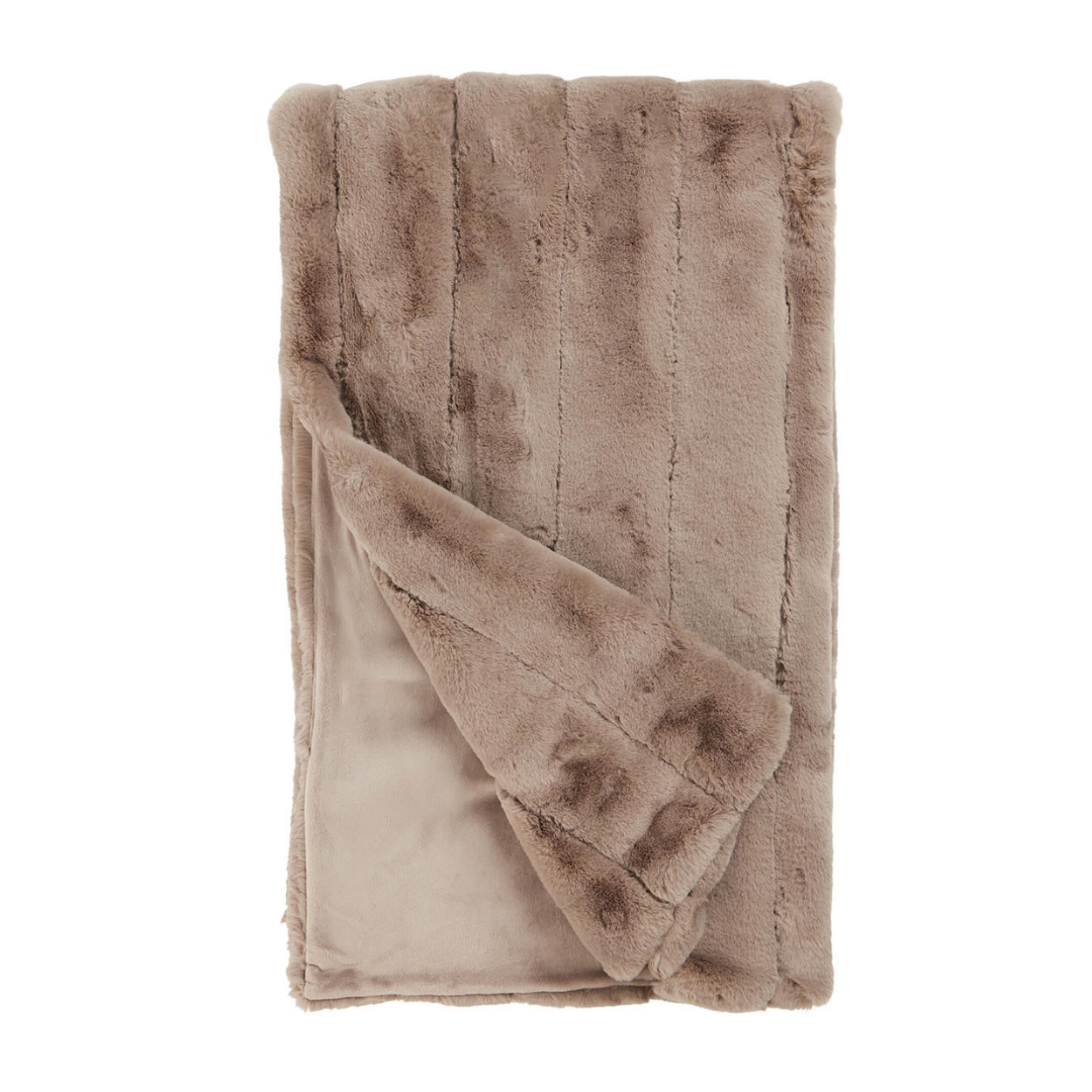 Latte Faux Fur Posh Throw 60x72