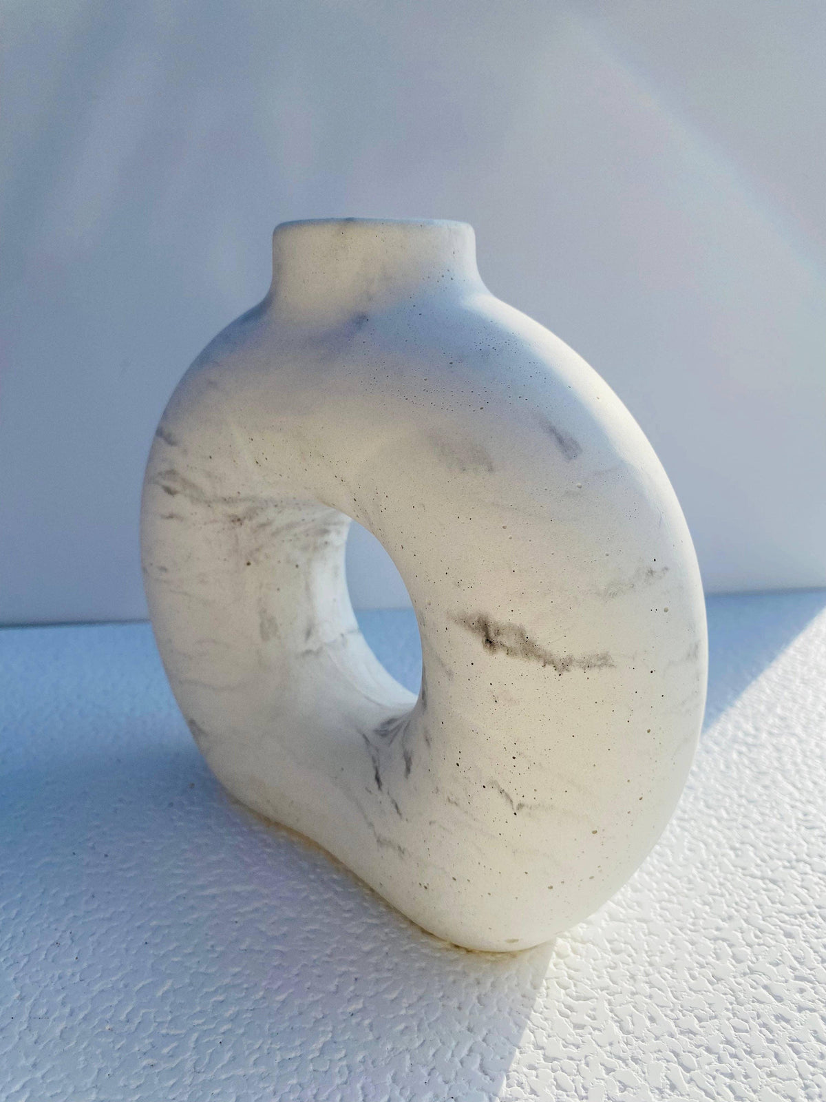 Marble white  Halo Vase Decorative Vases